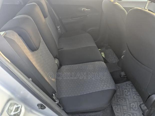 Toyota IST 2009 Silver