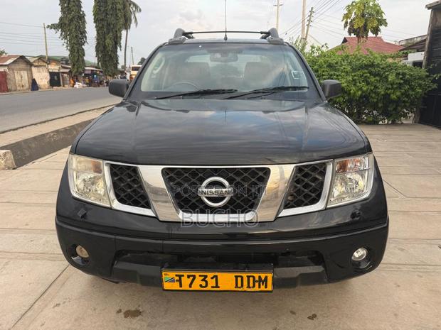 Nissan Navara 2008 Black