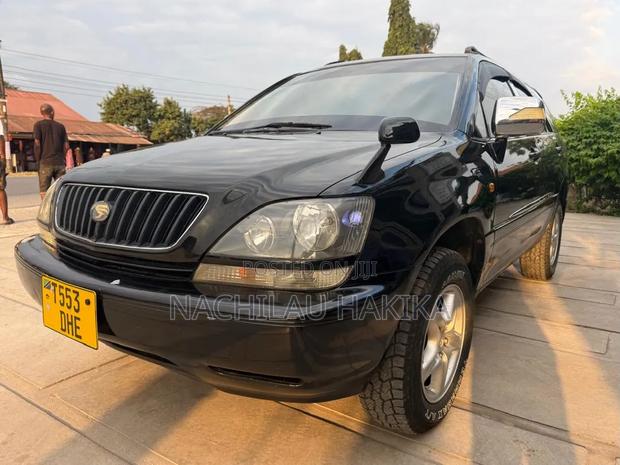 Toyota Harrier 2002 Black