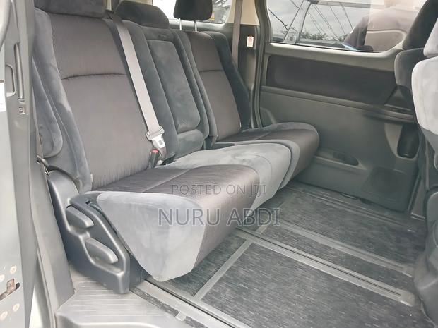 Toyota Alphard 2009 Gray