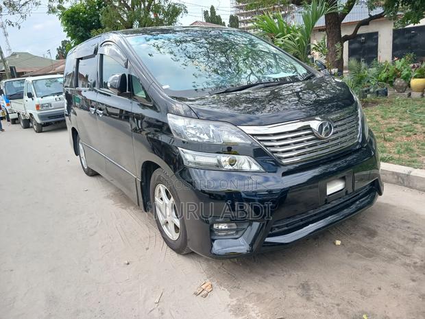 Toyota Alphard 2010 Black