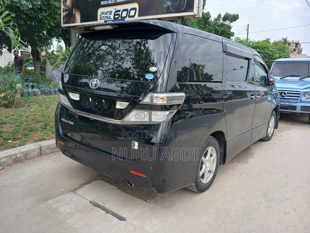 Toyota Alphard 2010 Black