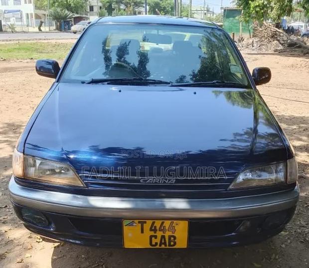 Toyota Carina 2001 Blue