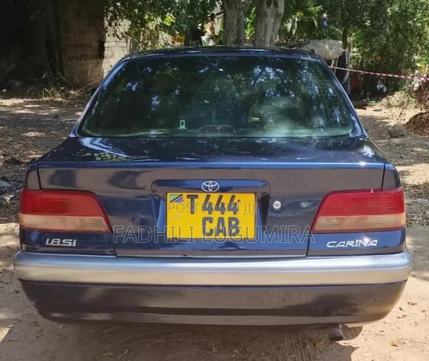 Toyota Carina 2001 Blue