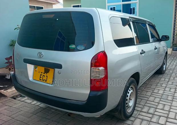 Toyota Probox 2015 Silver