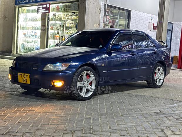 Toyota Altezza 2004 Blue