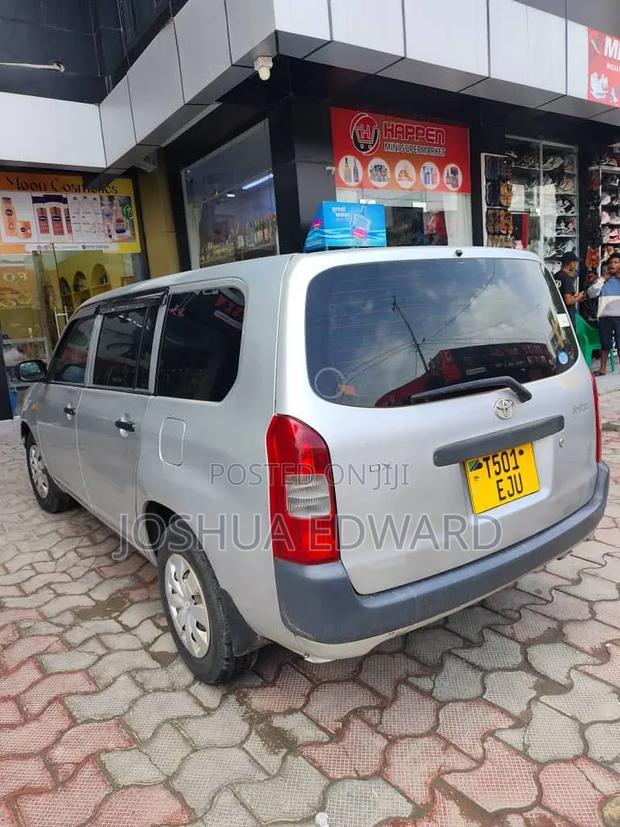 Toyota Succeed 2003 Silver