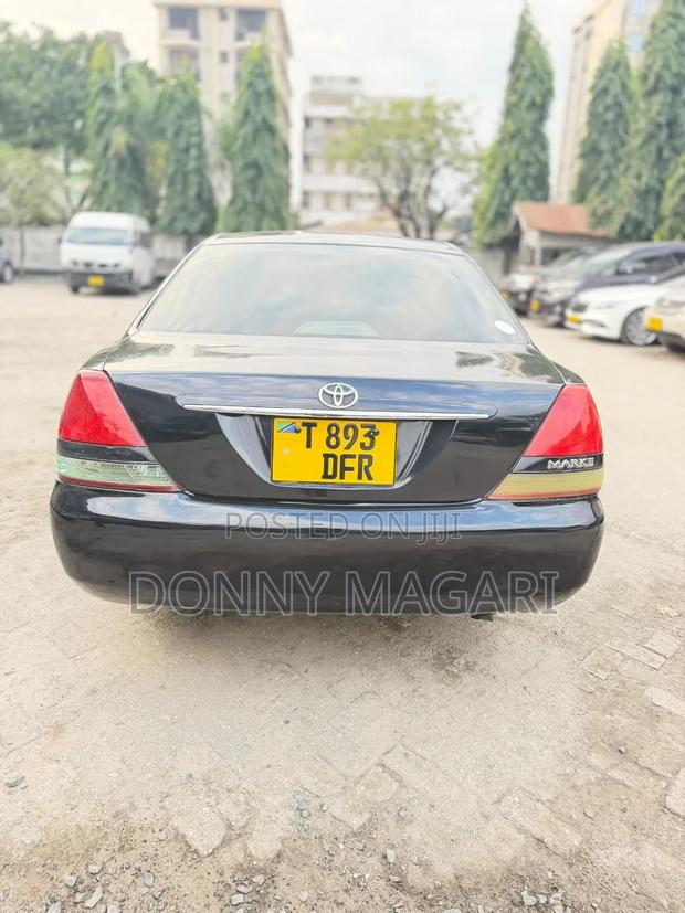 Toyota Mark II 2003 Black