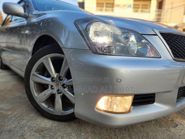 Toyota Crown 2007 Silver