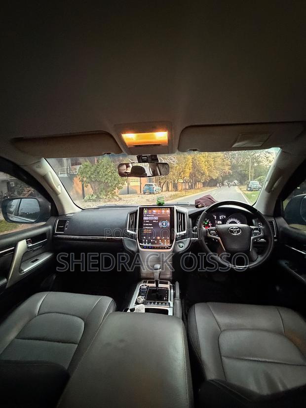 Toyota Land Cruiser 2014 Black