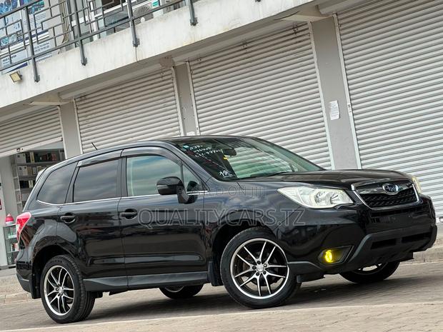 Subaru Forester 2014 Black