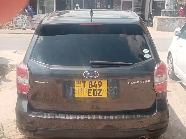 Subaru Forester 2014 Black