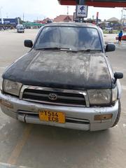 Toyota Hilux Surf 2002 Black for sale