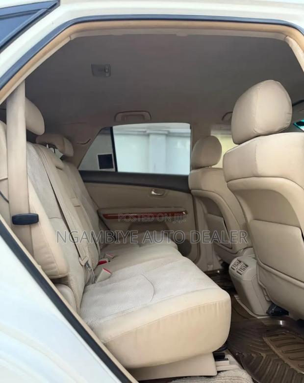 Toyota Harrier 2004 White