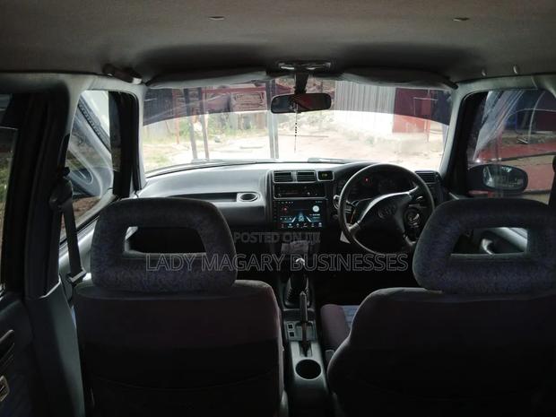 Toyota RAV4 1997 White
