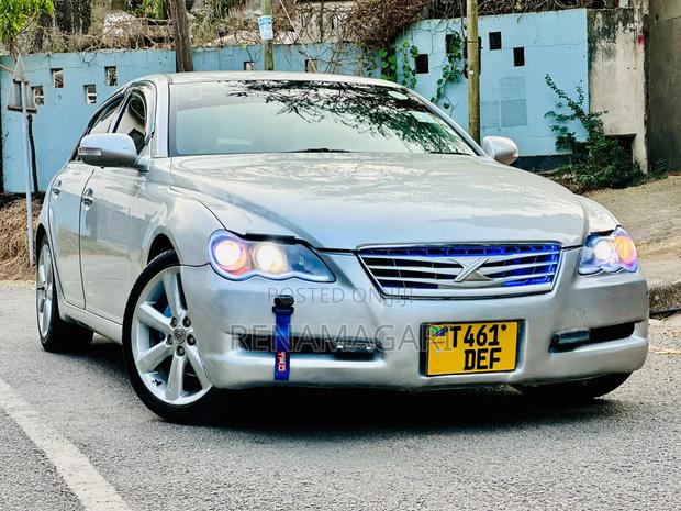 Toyota Mark X 2004 Silver
