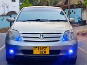 Toyota IST 2005 Silver for sale