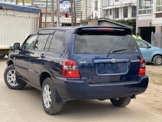 Toyota Kluger 2006 Blue