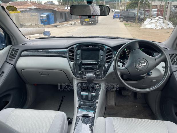 Toyota Kluger 2006 Blue