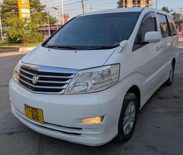 Toyota Alphard 2006 White