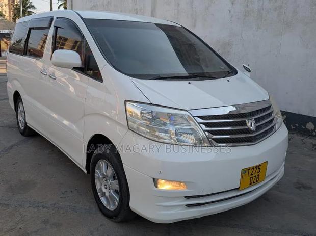 Toyota Alphard 2006 White