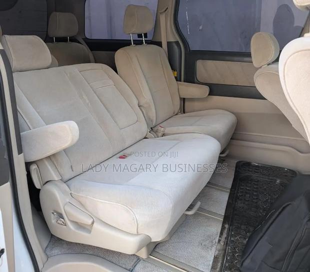 Toyota Alphard 2006 White