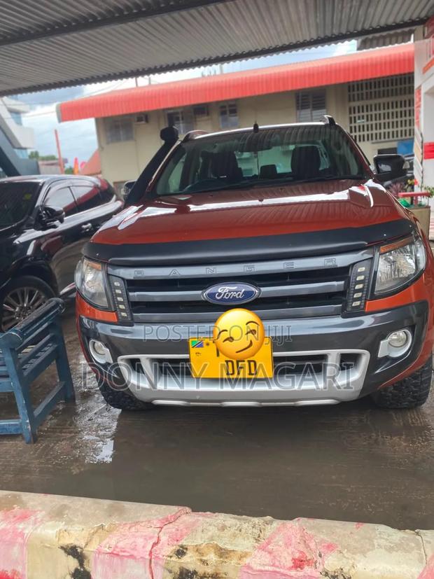 Ford Ranger 2015 Orange