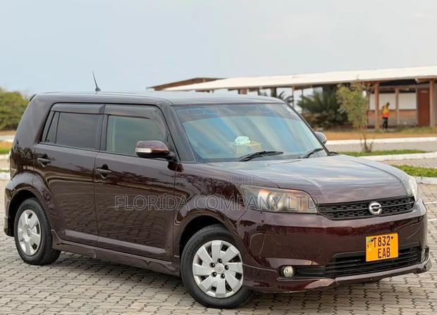 Toyota Corolla Rumion 2010