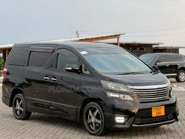 Toyota Vellfire 2009 Black