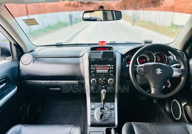 Suzuki Escudo 2009 Pearl