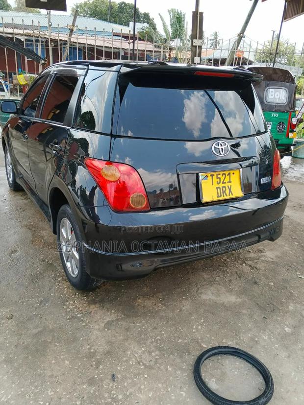 Toyota IST 2004 Black