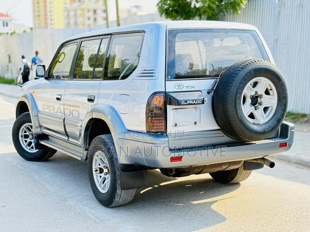 Toyota Land Cruiser Prado 3.0 D-4D 2002 Silver