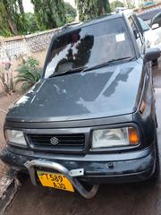 Suzuki Escudo 1998 Gray for sale