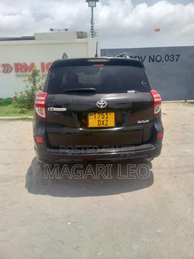 Toyota RAV4 2.4 2008 Black