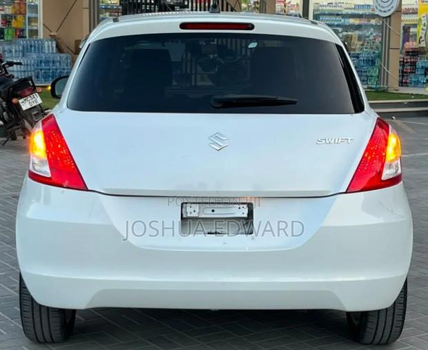 Suzuki Swift 2012 White