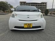 Toyota iQ 2008 White for sale