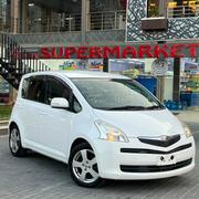 Toyota Ractis 2006 White for sale