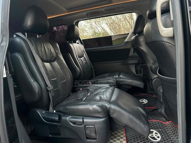 Toyota Vellfire 2011 Black
