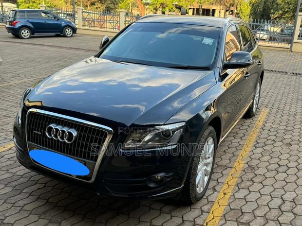 Audi Q5 2012 Black
