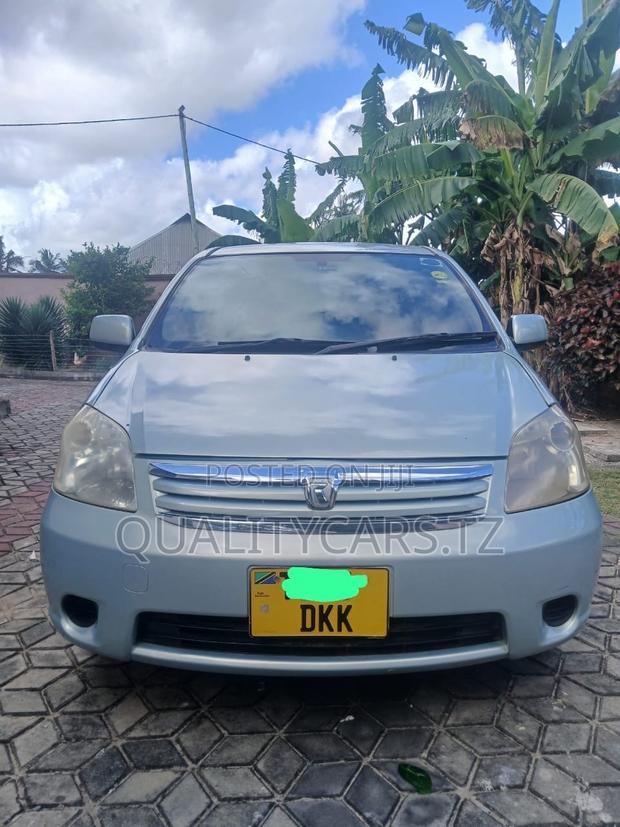 Toyota Raum 2005 Blue