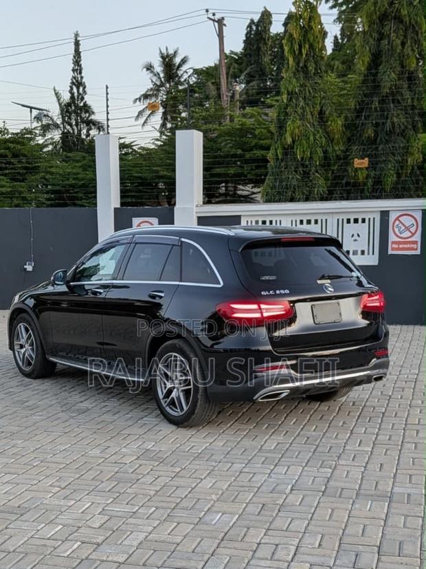 Mercedes-Benz GLC-Class 2016 Black