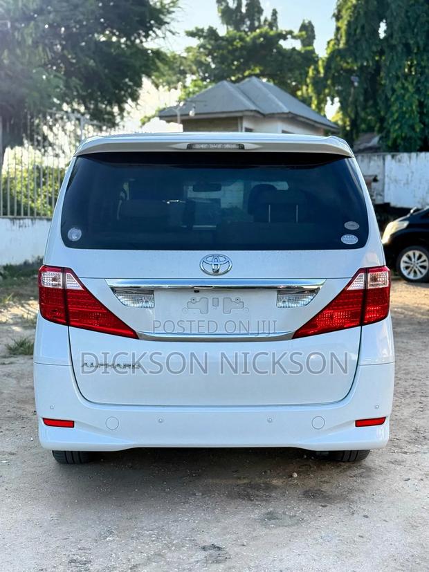 Toyota Alphard 2008 White