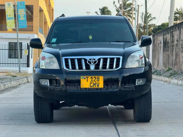 Toyota Land Cruiser Prado 2004 Black