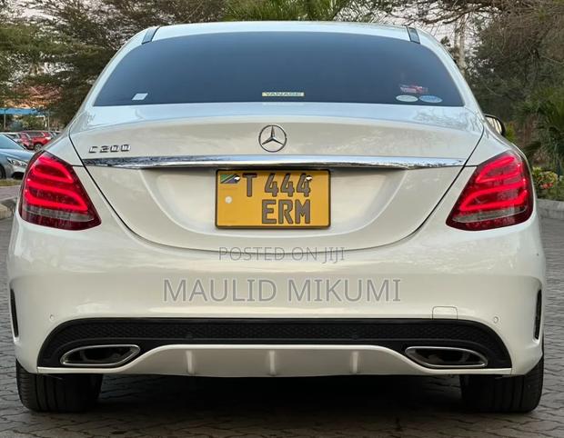 Mercedes-Benz C-Class 2014 White