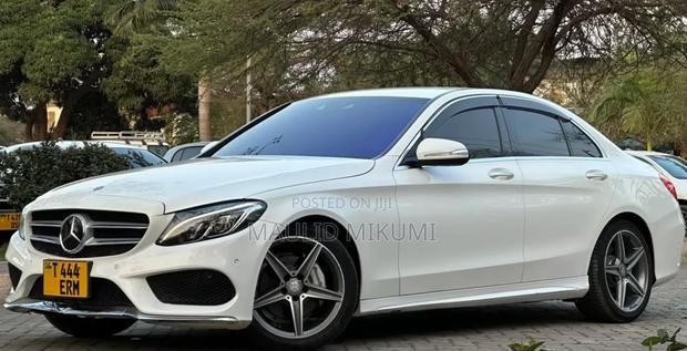 Mercedes-Benz C-Class 2014 White