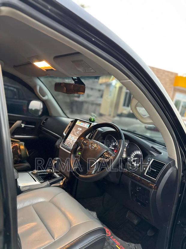 Toyota Land Cruiser 2014 Black
