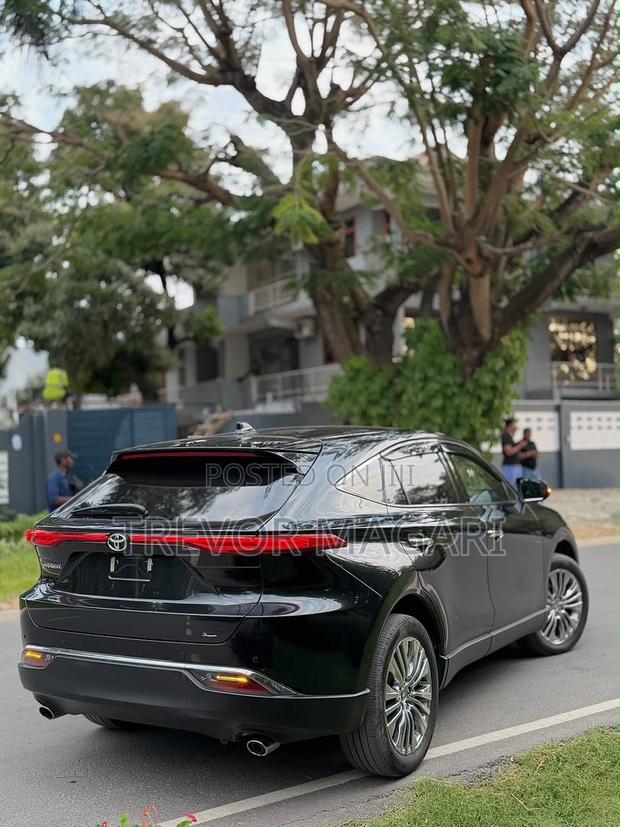Toyota Harrier 2020 Black