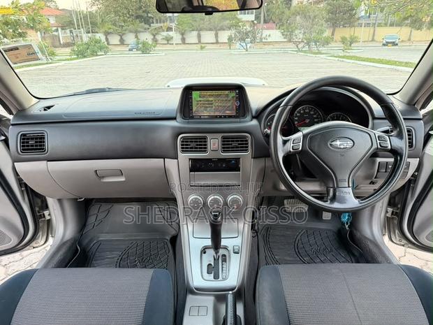 Subaru Forester 2007 Silver