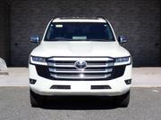 New Toyota Land Cruiser LC300 2024 Pearl for sale