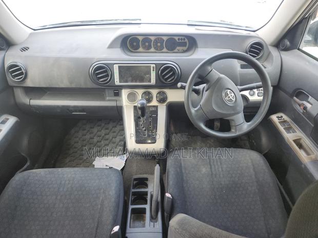 Toyota Corolla Rumion Hatchback 1.5 FWD 2008 Black